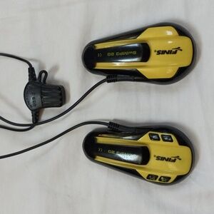 SwimMP3 underwater 2gig music player